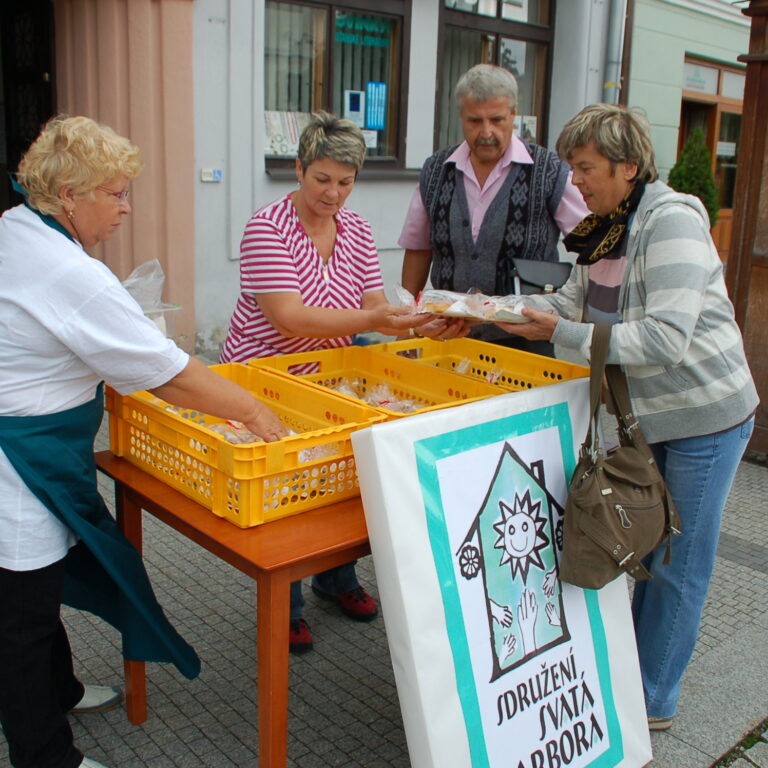 Na Hornických slavnostech OKD Barborka přijímala i prodávala buchty