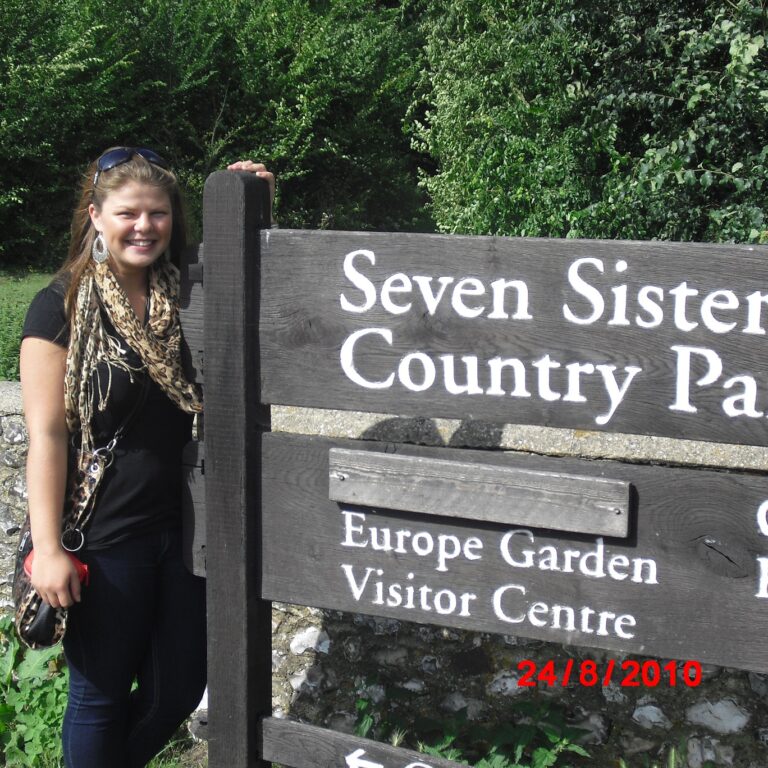 A ještě jedna studentka v Brightonu