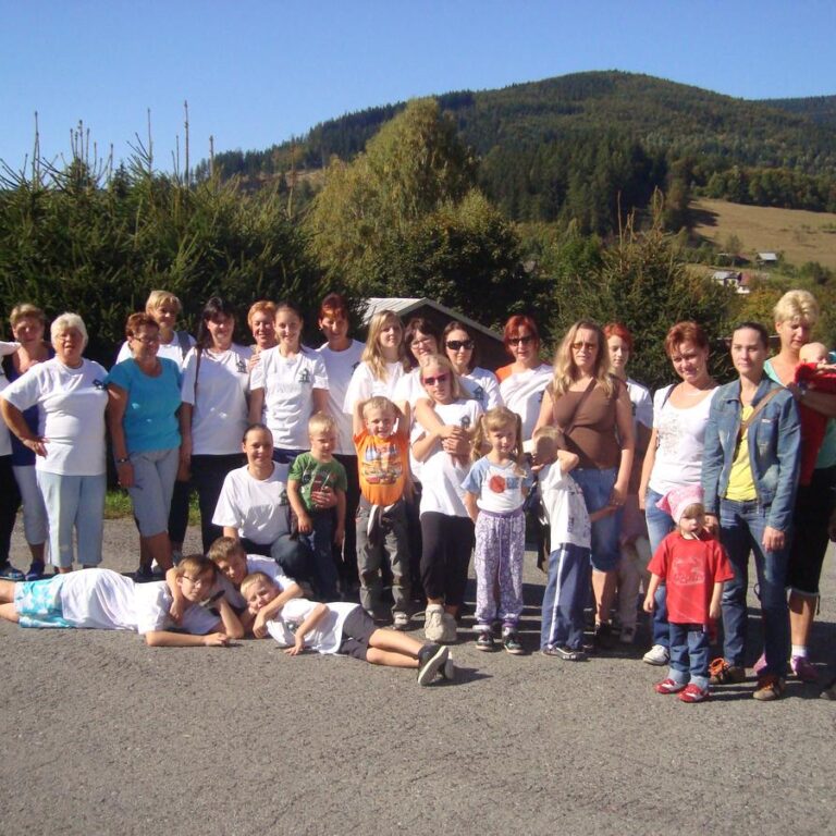 Podzimní víkend v Dolní Lomné byl plný sportování a zábavy