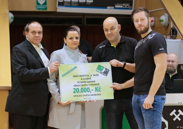 Házenkáři přispěli na hornické sirotky