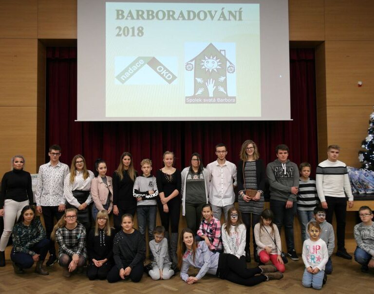 14. BarboRadování: Nadílku přinesl  dětem Mikuláš i výkonný ředitel OKD